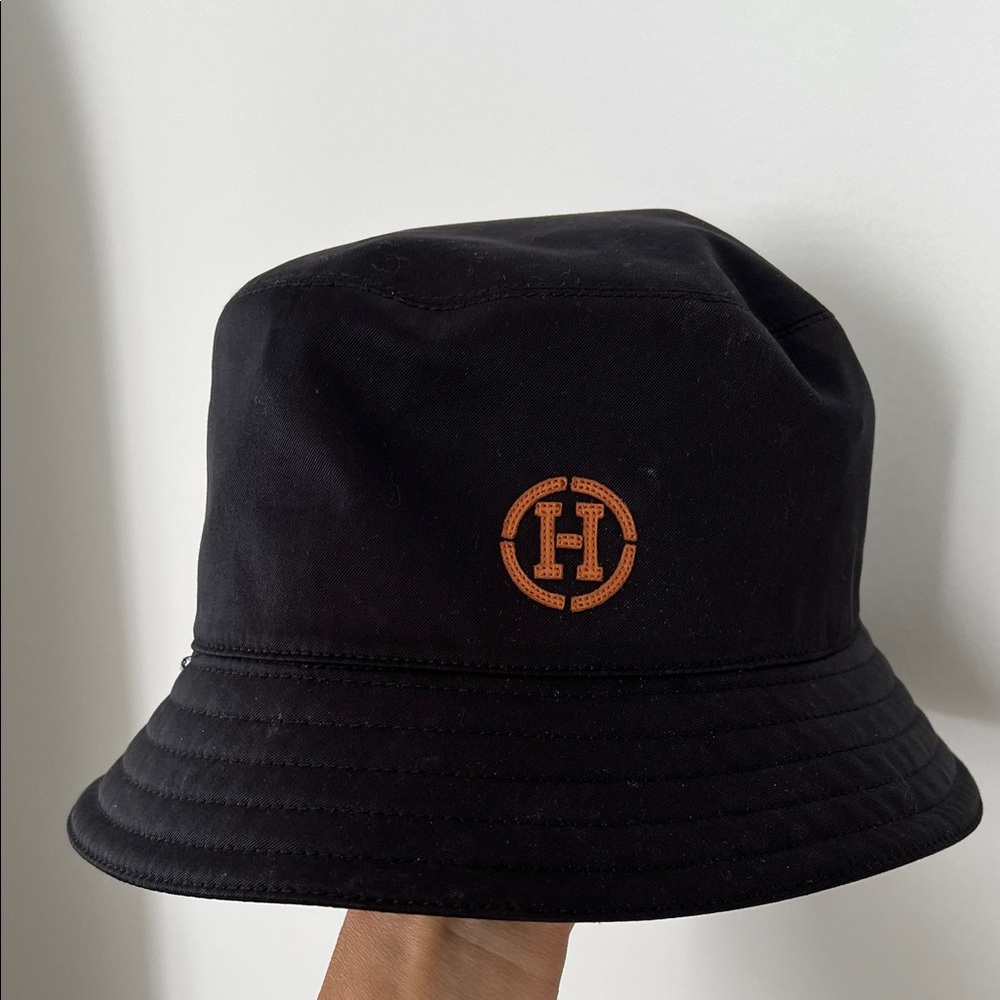 Hermes Black Bucket Hat with brown  Logo Hermes